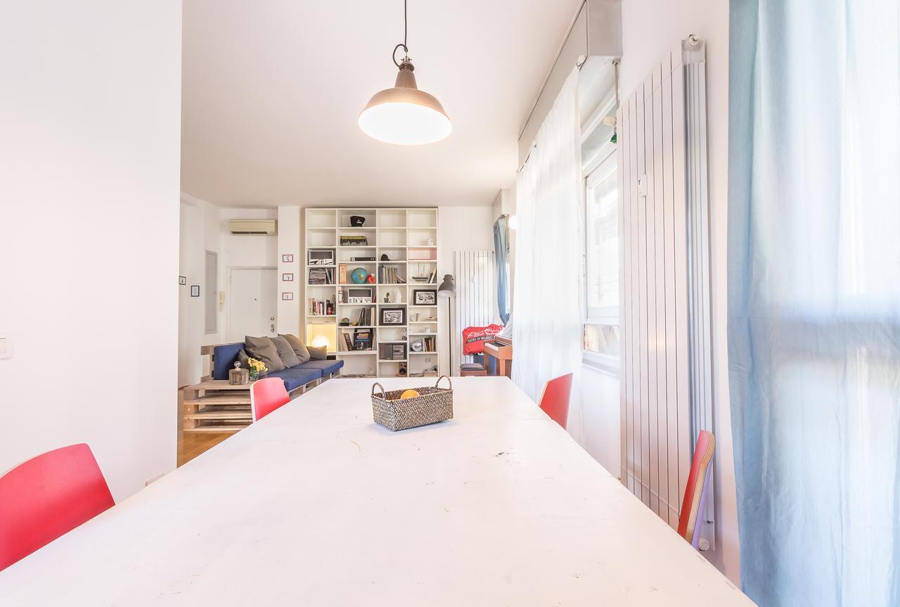 Ferienwohnung Alessia'S Flat- L'8 E Mezzo Mailand Exterior foto